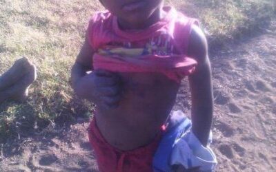 See what a woman did to her 5-year-old son because he tore her couch (photos)